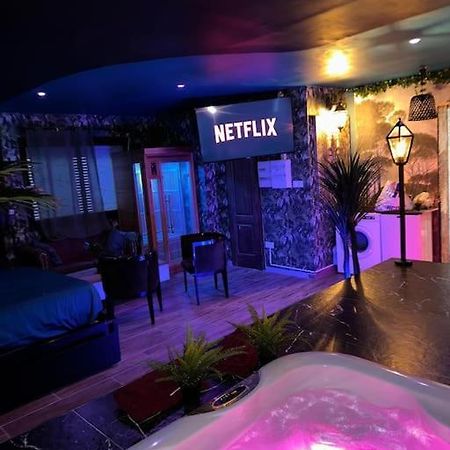 Marbella Logement Privatif -Jacuzzi-Sauna La Valette-du-Var Buitenkant foto
