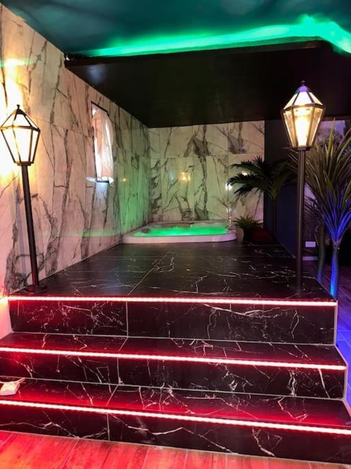 Marbella Logement Privatif -Jacuzzi-Sauna La Valette-du-Var Buitenkant foto